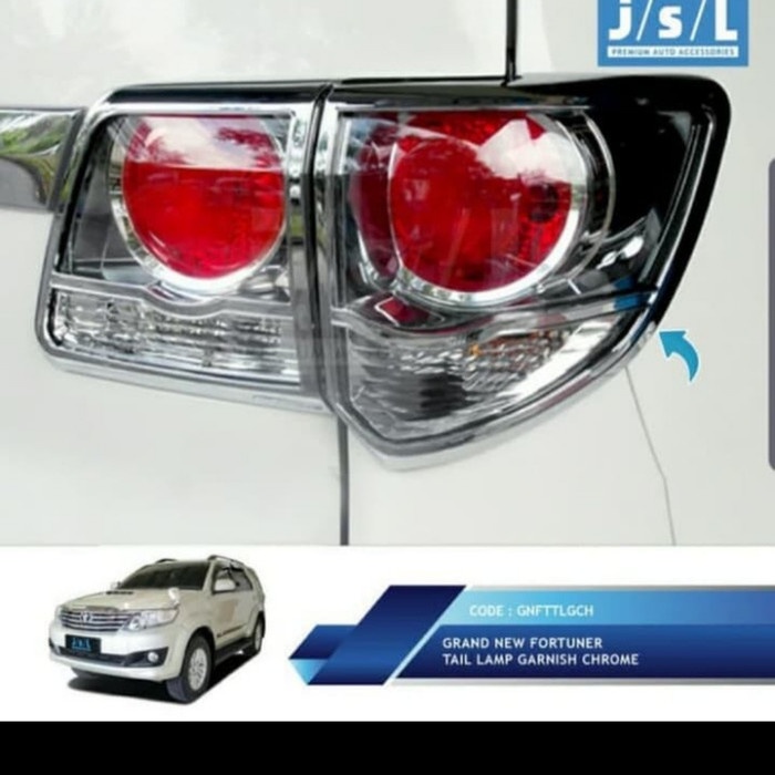 Hiasan Mobil Garnish List Lampu depan dan belakang Grand Fortuner 2014-2015 Chrome Aksesoris Mobil