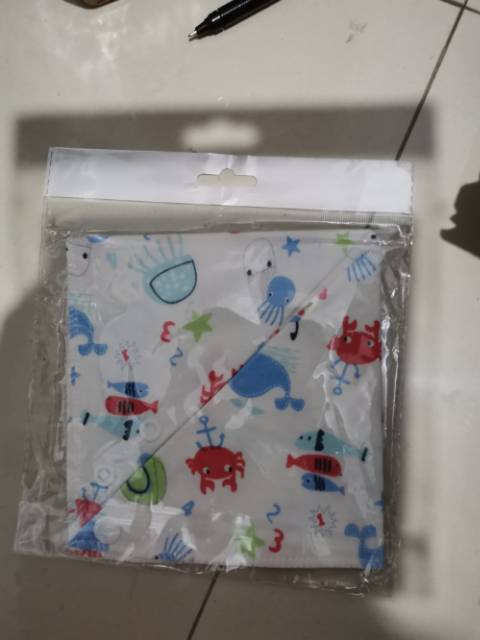 BB-021 Slabber Celemek Bib Segitiga Makan Bayi Bahan Katun Halus / Handuk Air Liur Bayi