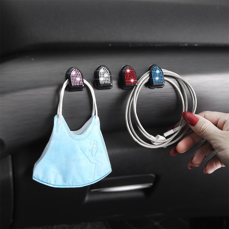 Creative Car Clip Hidden Diamond-Encrusted Hook Gantungan Tempelan Mobil DAD DIAMOND Serbaguna Gantungan Kunci Dan Masker HARGA 1PCS  Mini Car Mounted Hooks Interior Details Decoration Door Hanging Automotive Goods