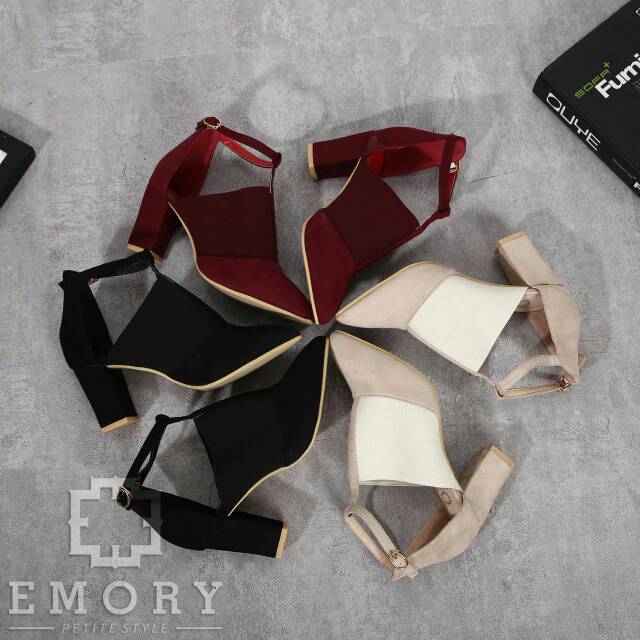 Sepatu wanita import Batam Emory Vellanie
