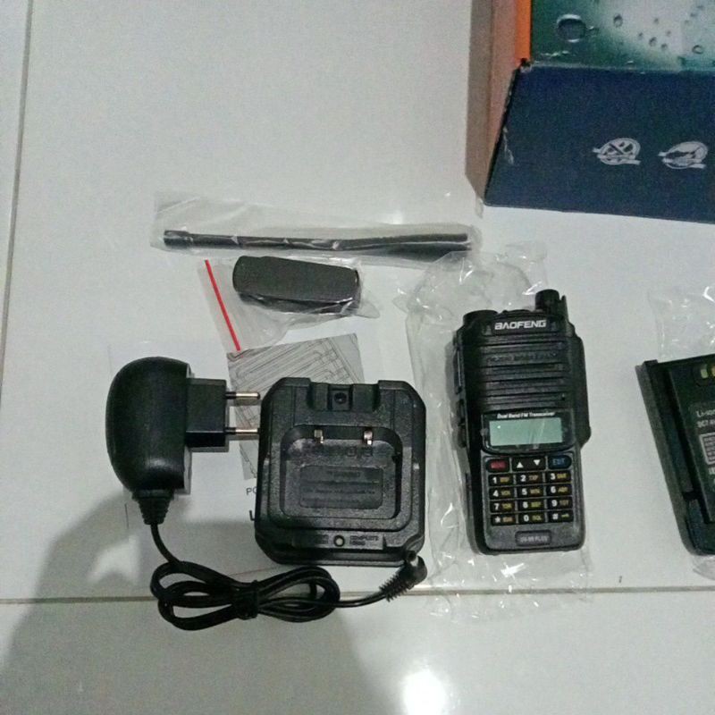 Baofeng uv9r plus HT handy talky 15 watt uv 9r bao feng uv-9r dualband vhf uhf radio komunikasi