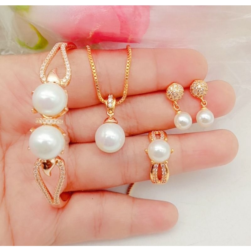 Set perhiasan mutiara putih lapis emas impor terawet