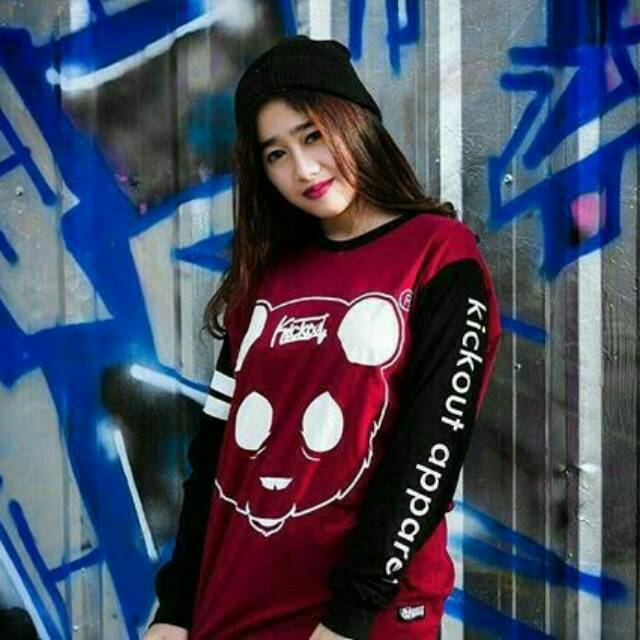 Kaos Baju Tshirt Distro Lengan Panjang Kickout Apparel Merah Hitam