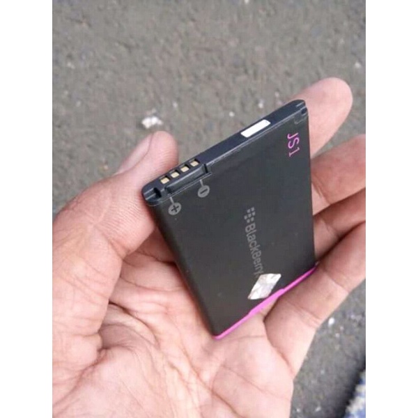 BATERAI BLACKBERRY