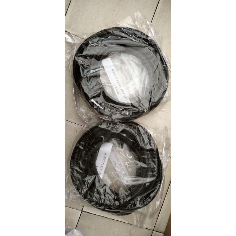 KARET PINTU DEPAN MOBIL L300