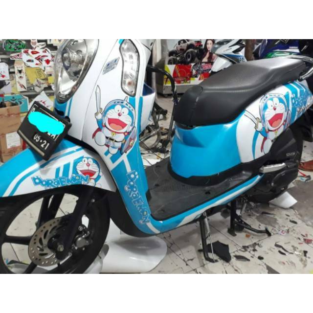  Gambar  Motor Scoopy  2021