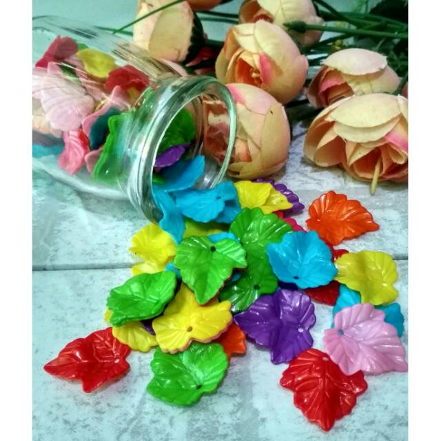 25gr Akrilik daun anggur