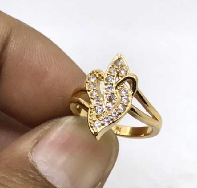 Cincin wanita // cincin permata //cincin lapis emas //cincin replika berlian //cincin