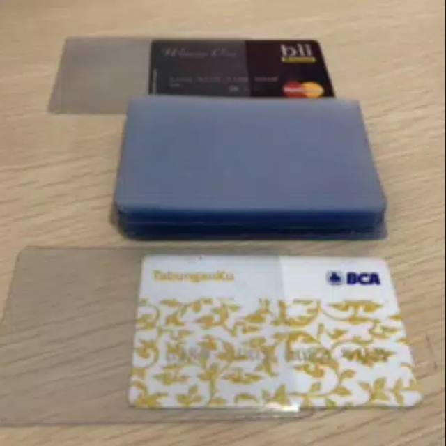 

PLASTIK PELINDUNG KARTU ATM, KTP BAHAN TEBAL