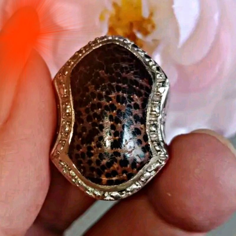 MUSTIKA KAYU LIWUNG MACAN ASLI