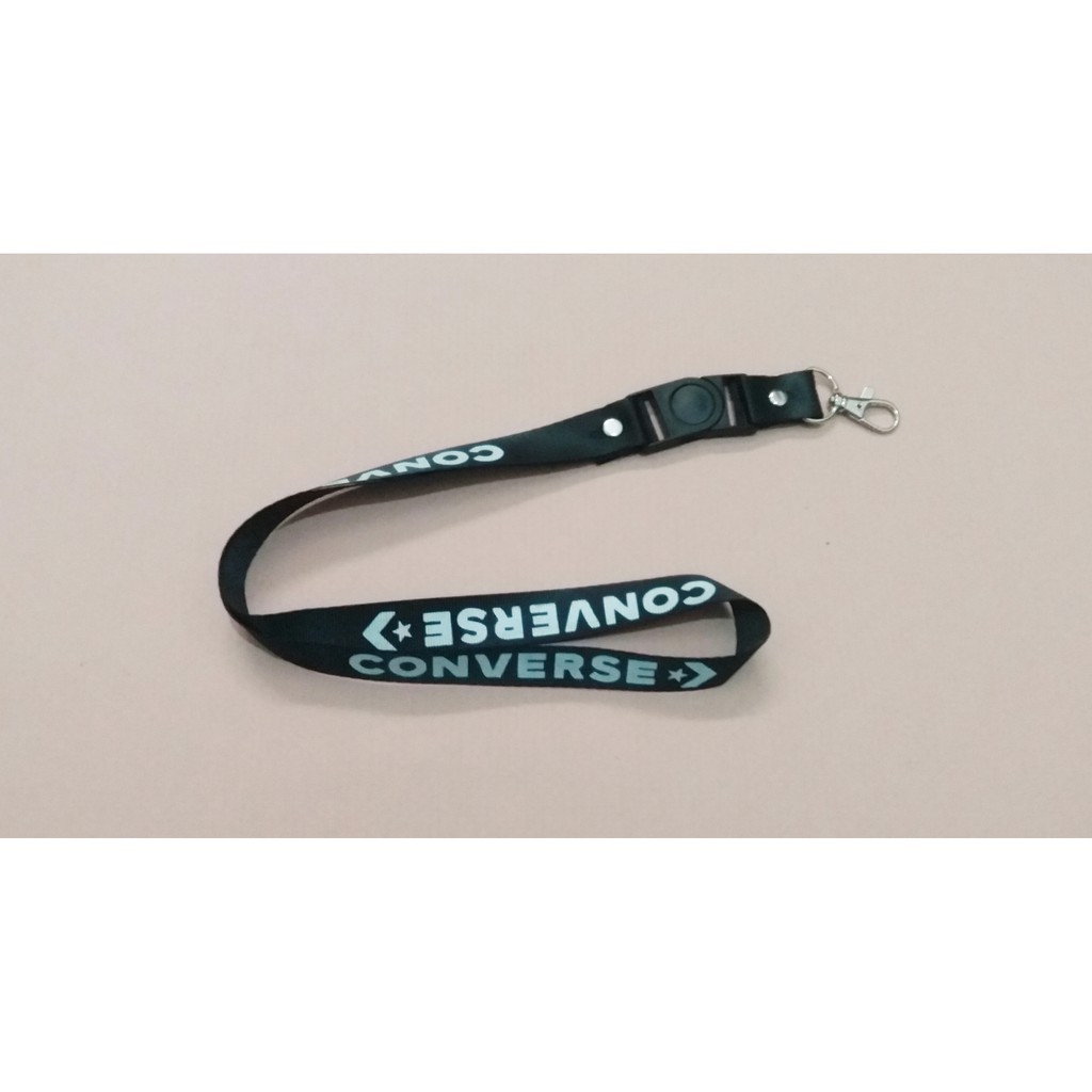 

Aksesoris Name Tag Converse - Gantungan Id Converse - Name Tag Converse Surabaya