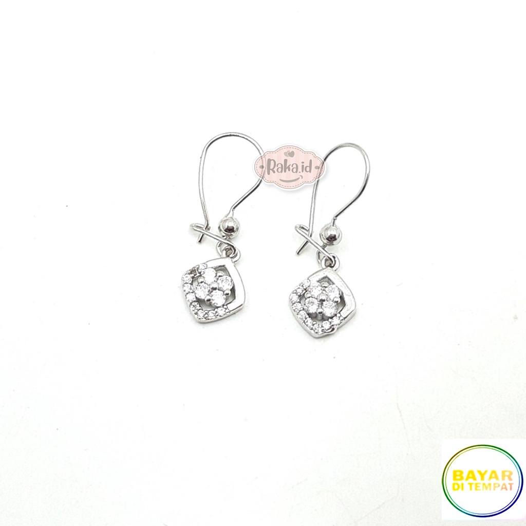 Anting Clip / Klip Motif Bunga Wajik Perhiasan Aksesoris Wanita 1120