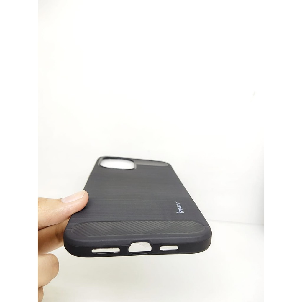 Case Slim Fit Carbon iPhone 12 Pro Max 6.7 inchi Softshell Fiber Multi Carbon Anti Melar