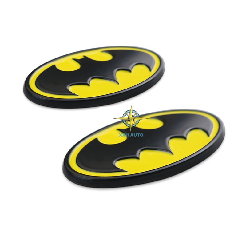 2Pcs Stiker Emblem Logo Batman Dark Knight 3D Bahan Metal Warna Hitam Untuk Mobil