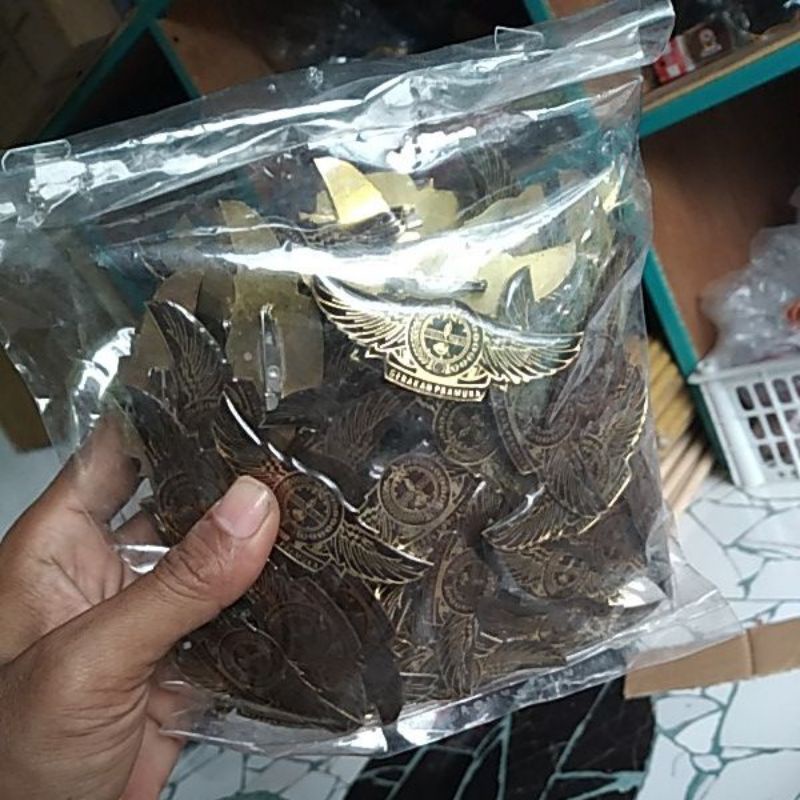 Pin wing gerakan pramuka 100 biji Kuningan fiber