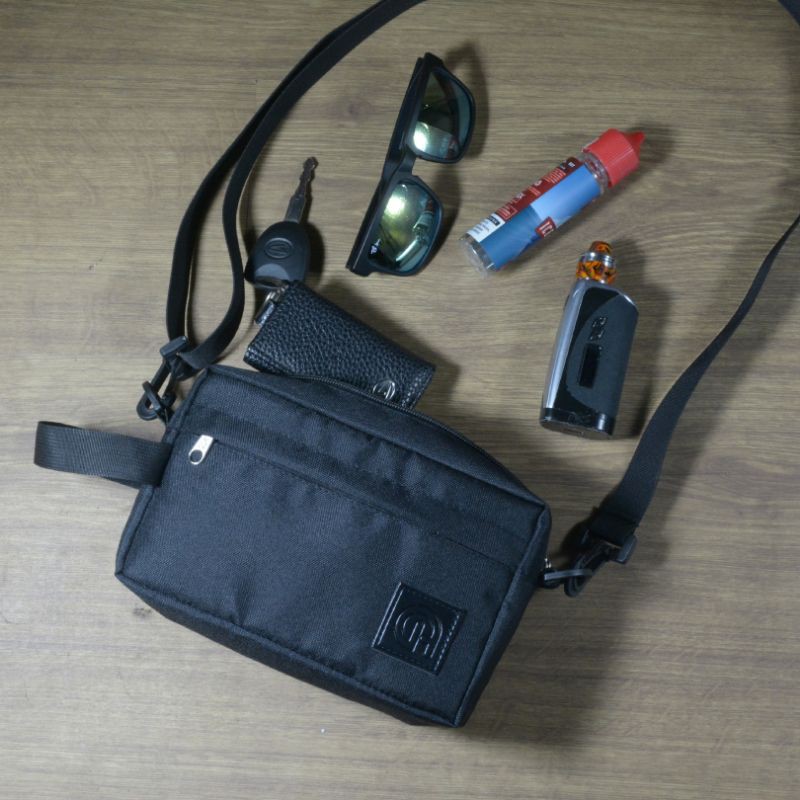 handbag pria / pouchbag pria / tas selempang slingbag pria / vapebag premium HB089