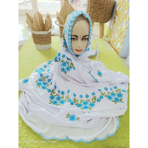 mukena terusan Kudus