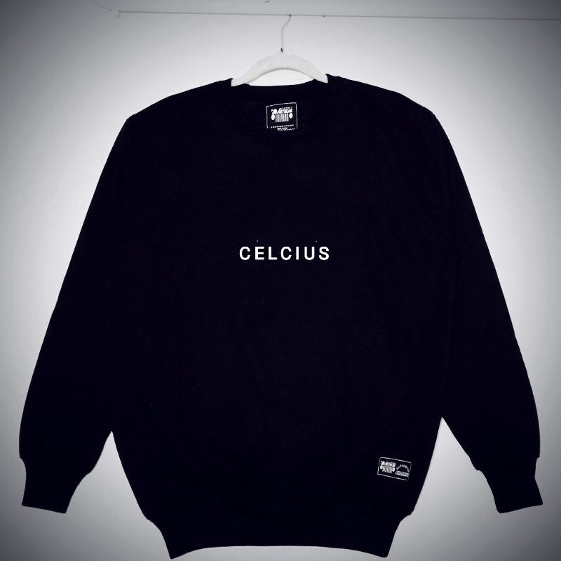Celcius Simple Sweater Crewneck Black Unisex