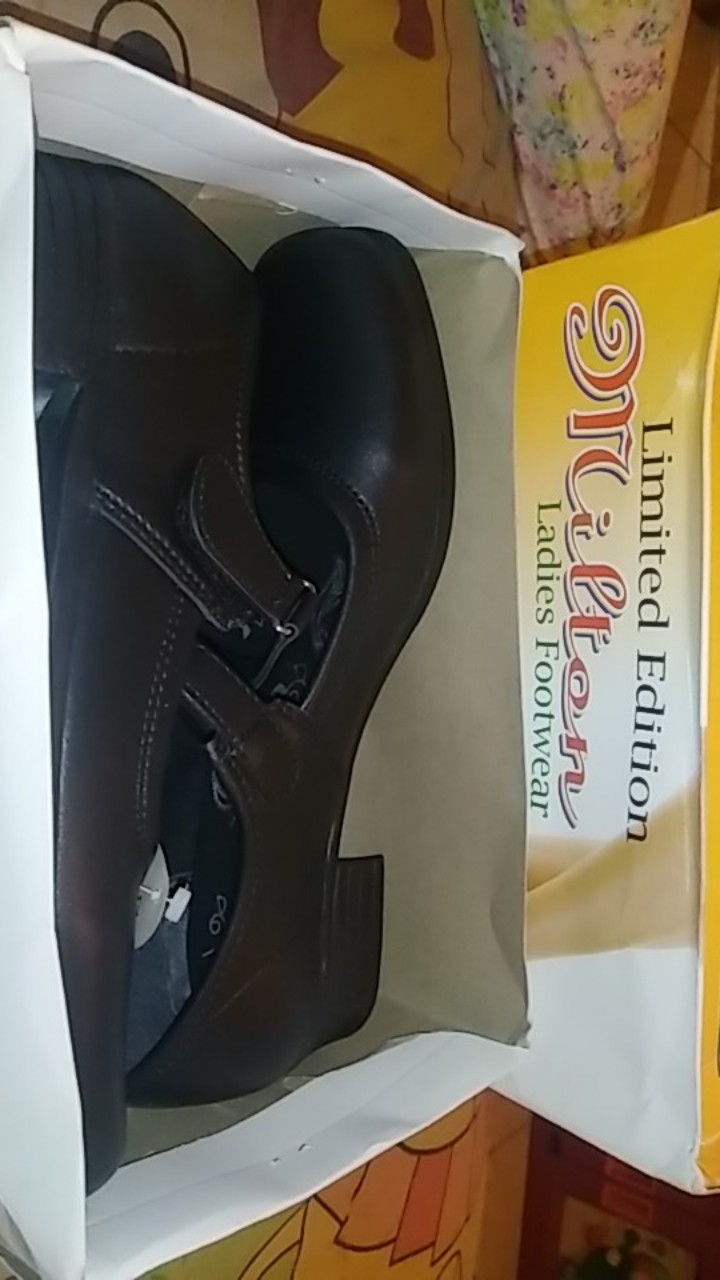 Cod-sepatu Pantovel Wanita / Sepatu Paskibra Wanita Hitam/putih