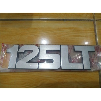 Emblem 125LT di kedok depan Hino Dutro