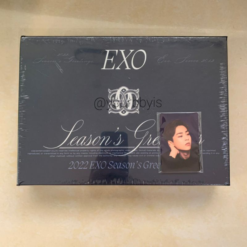 SHARING SEASON'S GREETINGS EXO 2022