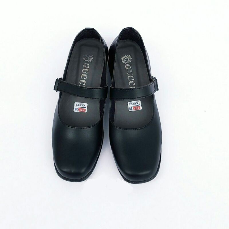 sepatu pantofel sekolah paskibra let hitam Gucci