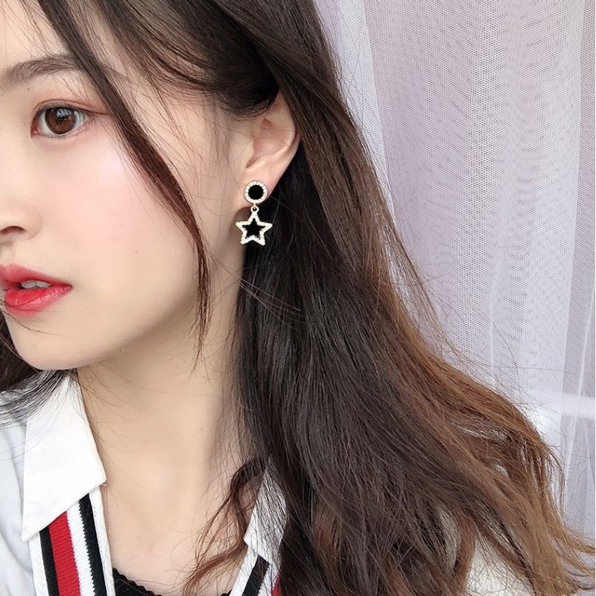 Anting Tusuk Korea Bintang Berlian Warna Hitam Wanita Anting Fashion Korea Dalika