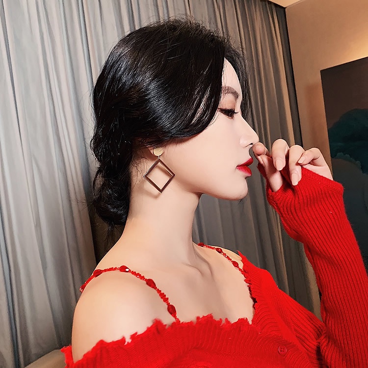 Korea retro Hong Kong gaya anting-anting square anting-anting sederhana dan keren angin Net merah te