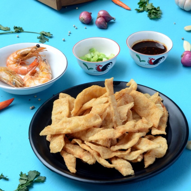 

Pempek kulit crispy