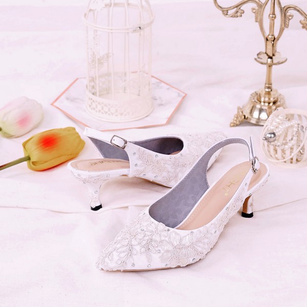 SLIGHT Sepatu Slingback Brukat Putih Brokat Lace Wedding Shoes High Heels Payet