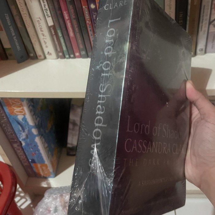 MURAH Buku Import Lord of Shadow the Dark Artifices (ORI SALE)