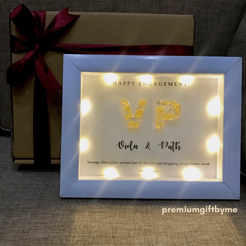 RESIN Frame 3D 5R 13x18 6R 15x20 LED Kado Ultah Hadiah Pernikahan Gift Paket Wisuda Ulang Tahun Tunangan Kelahiran Hampers Premium Murah Unik Estetik Aesthetic Sahabat Pacar Istri Bayi Anak Box Figura Pigura Lampu