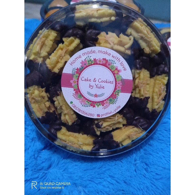 

Kue kering choco cheese