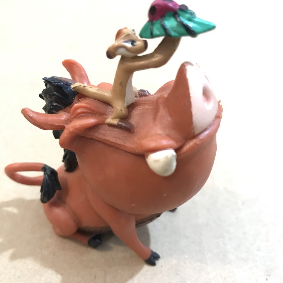 Disney PUMBAA &amp; TIMON Holding Insect Original Lion King Action Figure