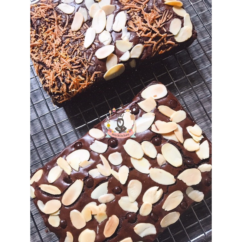 

FUDGY BROWNIES