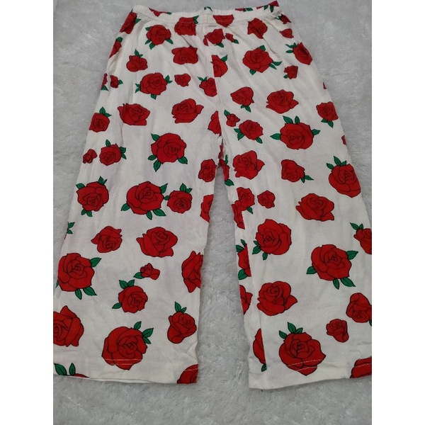 Celana tidur anak perempuan