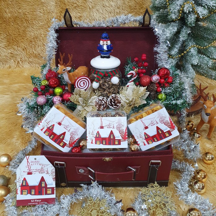

Paket dekorasi hampers natal christmas parcel hadiah 18