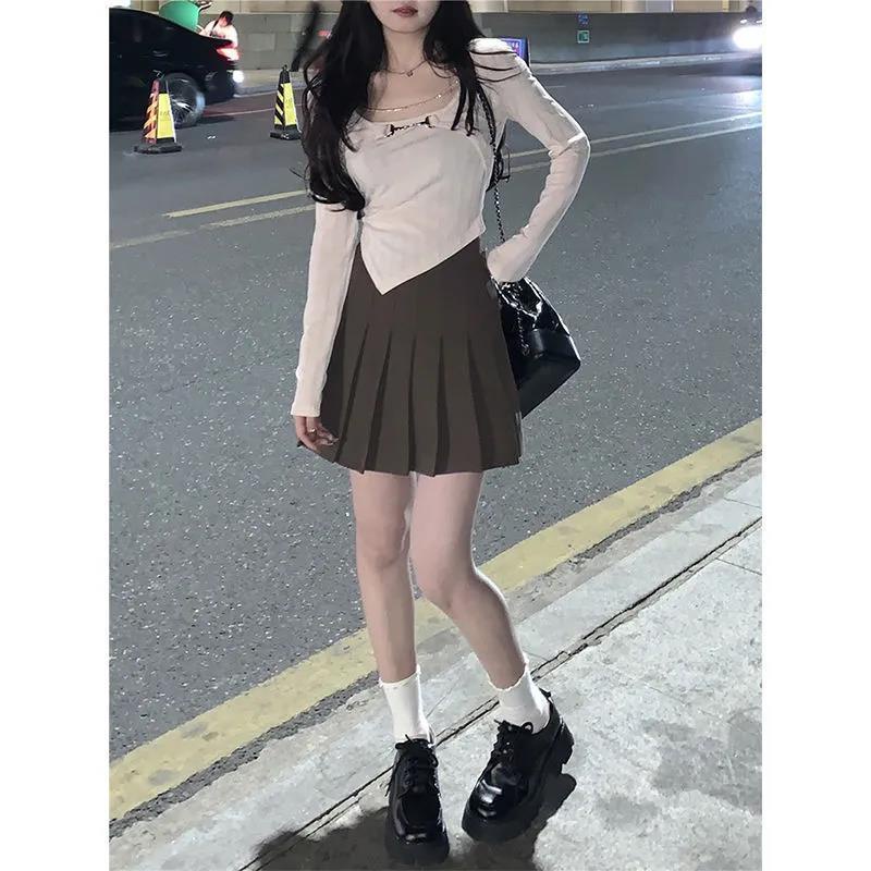 Suhao Musim Semi dan Musim Gugur Pure Fashion Dressing Small Fashion Gaya Barat Palsu Dua-piece Pendek Top Wanita Kulit Penutup Rantai T-Shirt Lengan Panjang