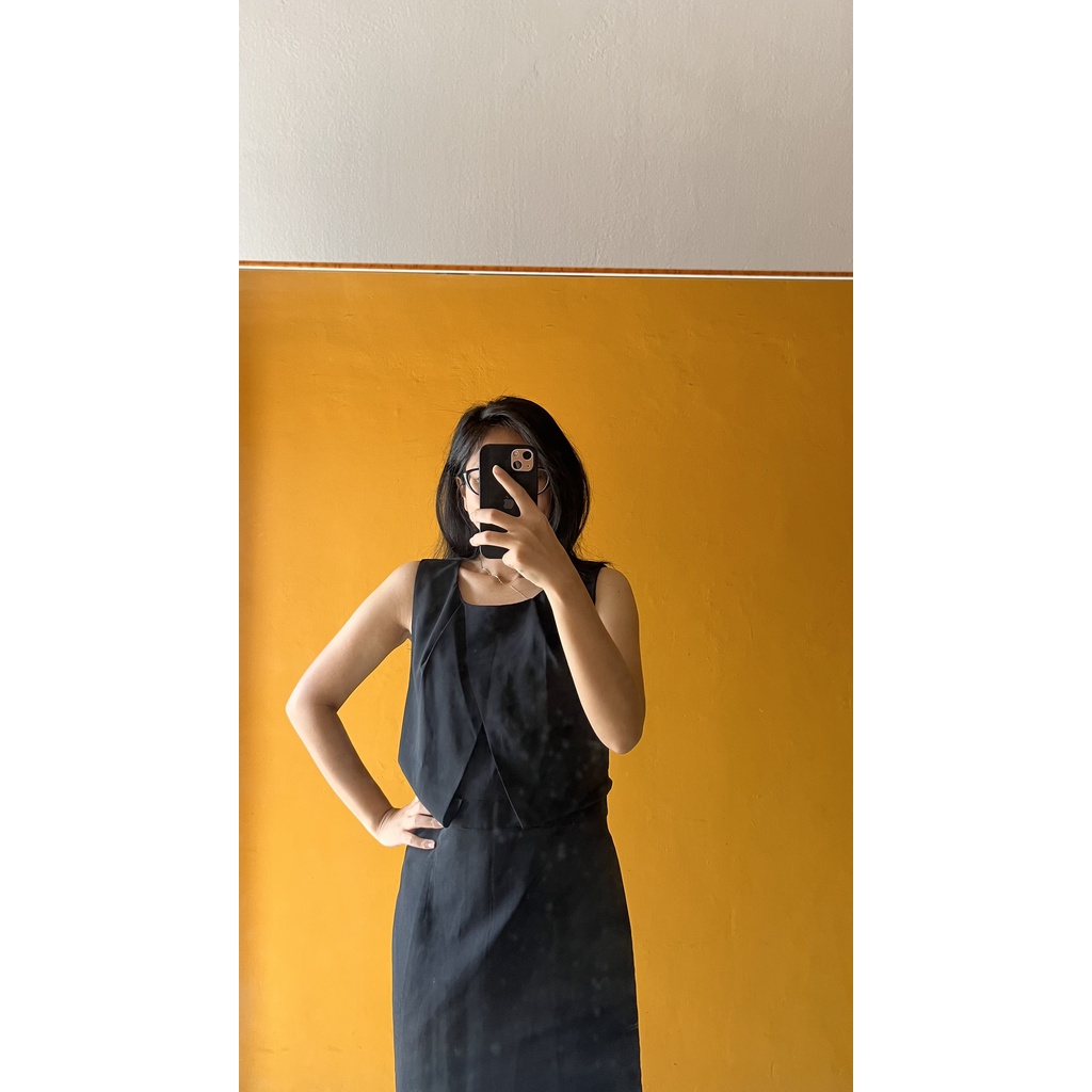 Dress hitam Sleveless