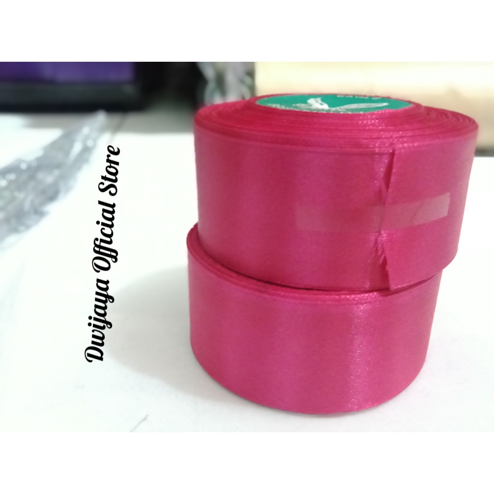 

TERMURAH! PITA SATIN PINK FANTA 1 INCHI PER ROLL