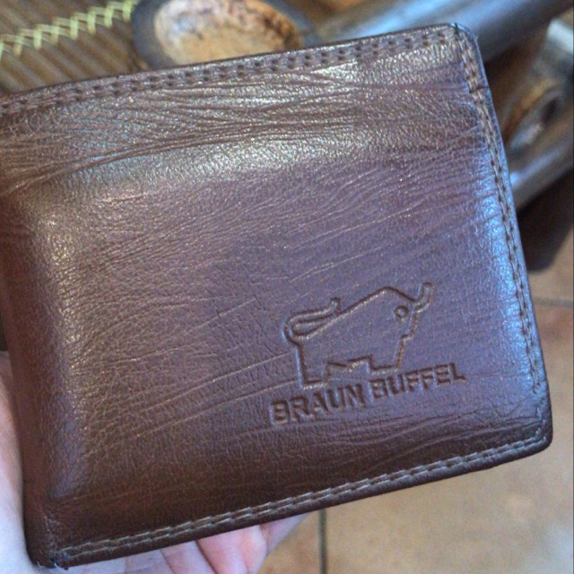 Dompet Braun Buffel
