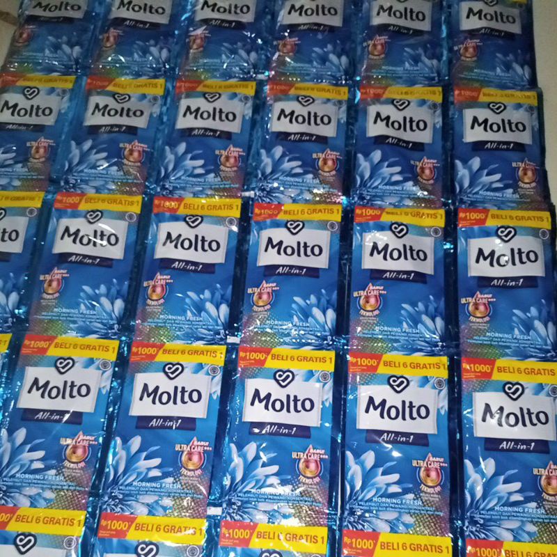 Molto sachet renceng 20ml(1renceng isi 7pcs )