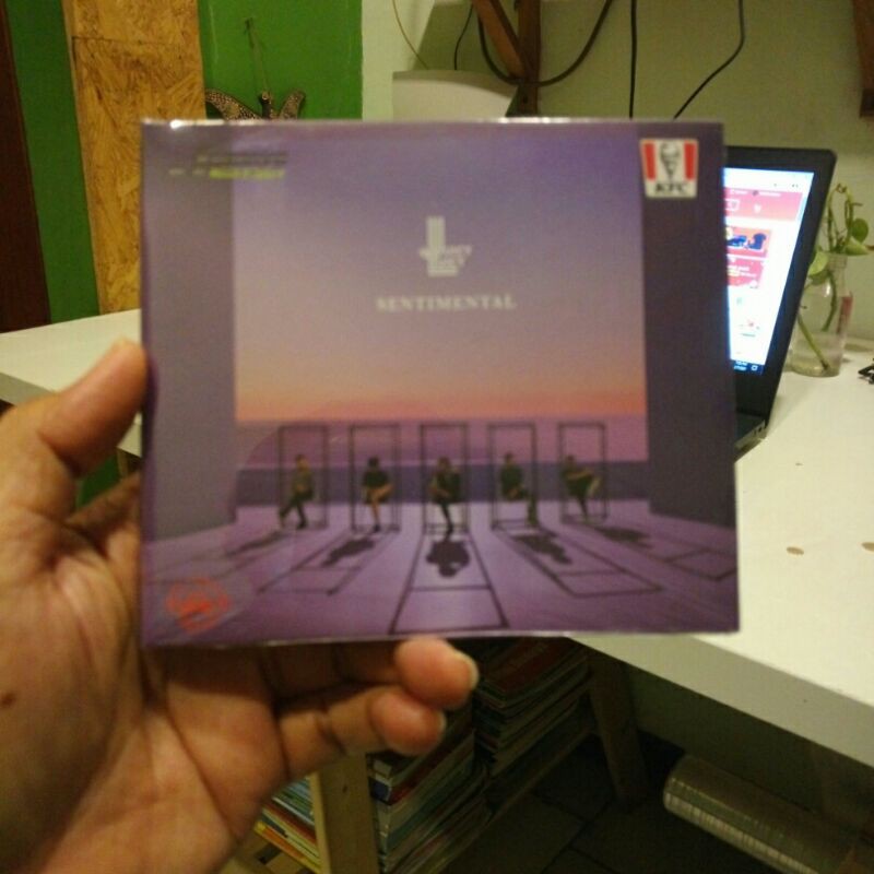 Sentimental Juicy Luicy