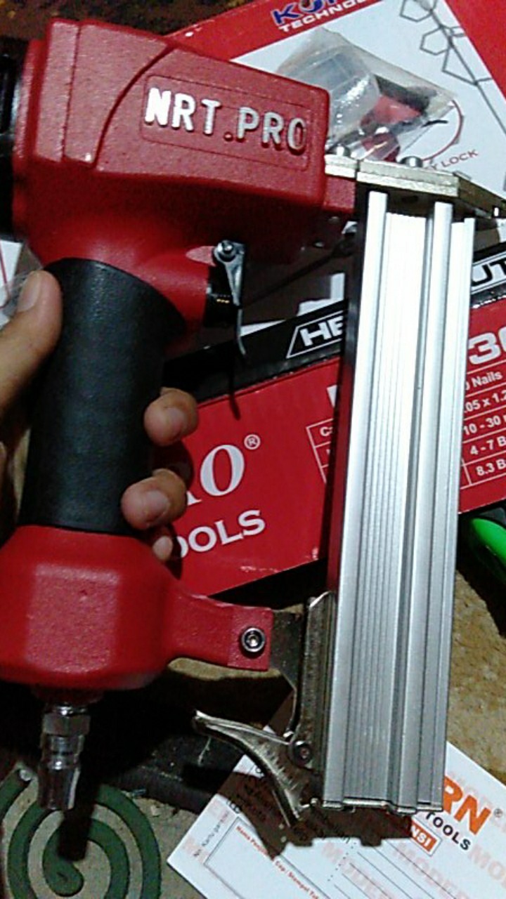 Nrt Pro F30 Mesin Airnailer Paku Tembak Kayu Portable Paku 30mm Air Nailer Pistol Paku Tenaga Angin