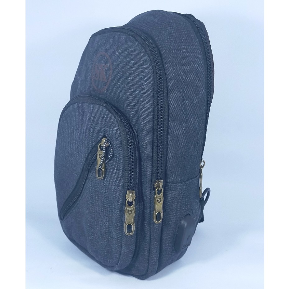 TAS SELEMPANG SLING BAG DADA PRIA USB IMPOR SK6066