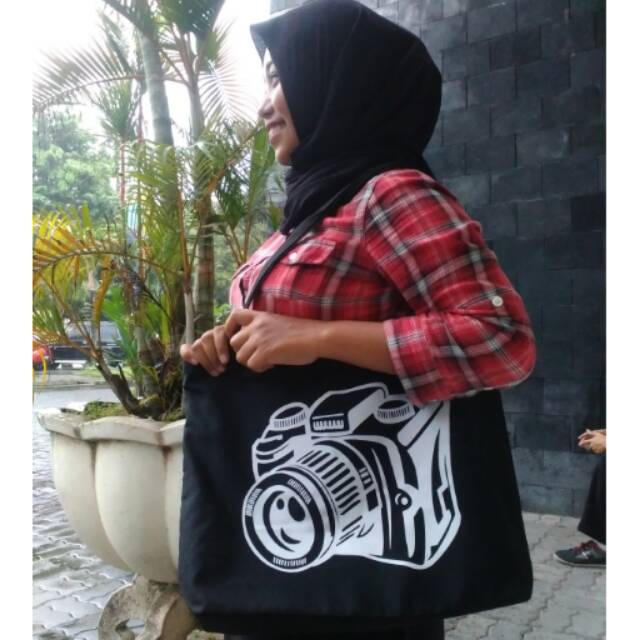 Tote Bag Persegi Khas Jogja Merk Capung Untuk Pria Wanita