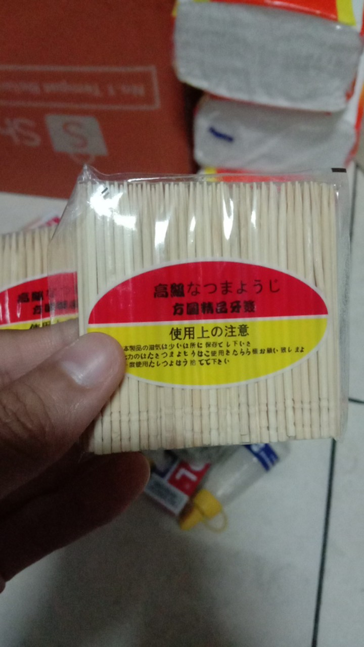 Tusuk Gigi Bambu 1 Sisi Tumpul Per Pak Kecil Isi +-78-80pcs