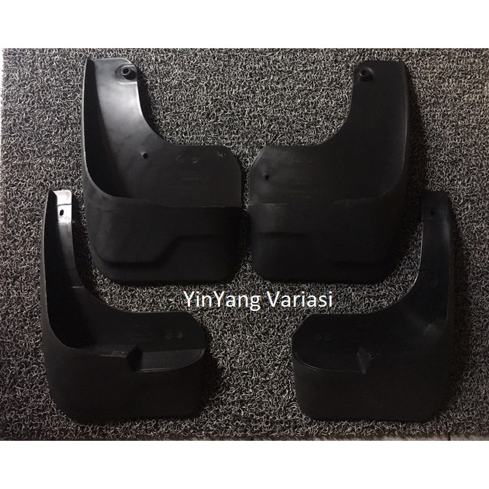 Mud Guard MudGuard All New Innova Reborn 2016 Karpet Lumpur