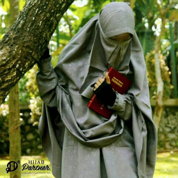 Set Gamis Cadar Umayra / Gamis Syari Wolfis Emboss