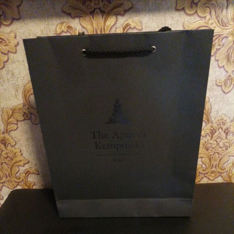 

Apurva Kempiski Bali paper bag